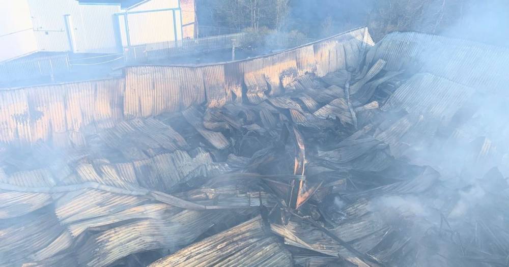 Pictures show aftermath of 'devastating' fire that ripped through Homespares site on Bolton industrial estate - www.manchestereveningnews.co.uk - Manchester