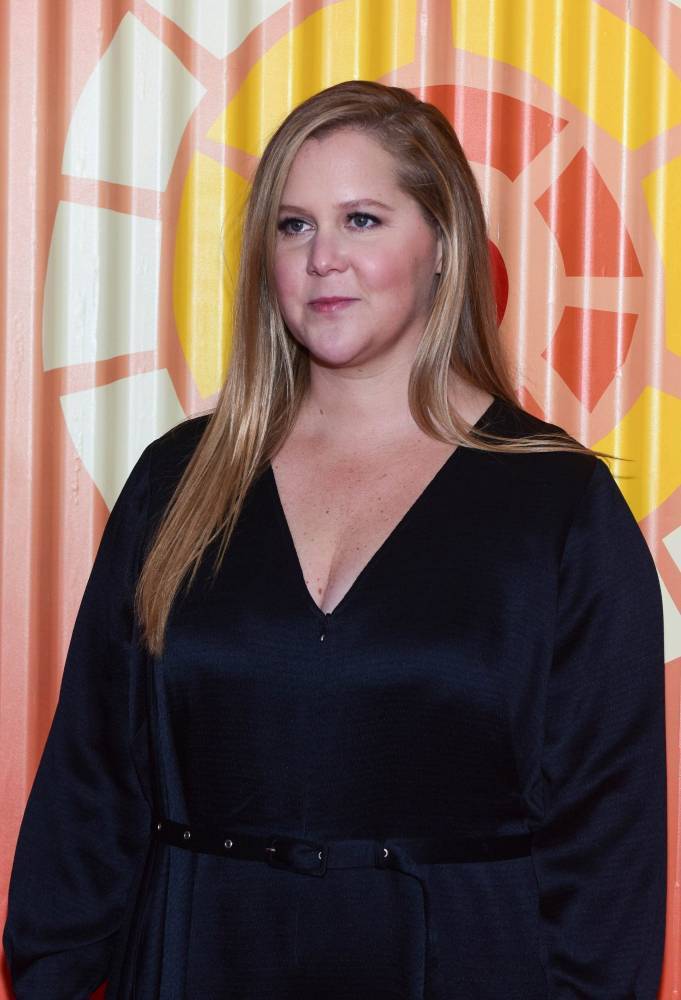 Amy Schumer Jokes Her Gym Session Is ‘Cancelled’ Amid Coronavirus Pandemic - etcanada.com