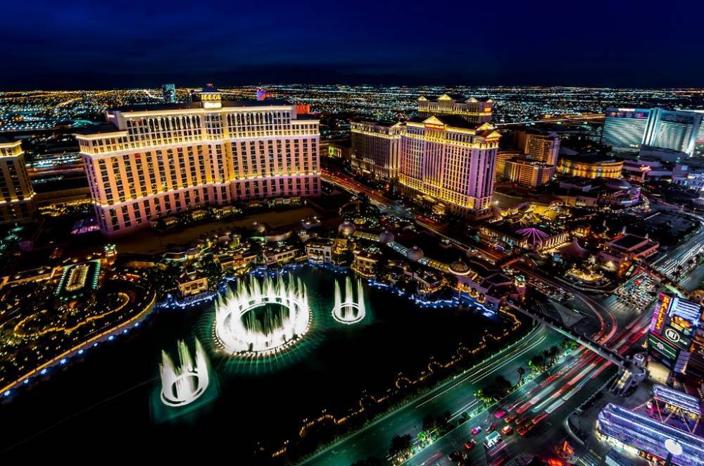 Las Vegas Starts Concert Cancellations, Pool Club Employee Coronavirus Case Being Investigated - www.billboard.com - Las Vegas
