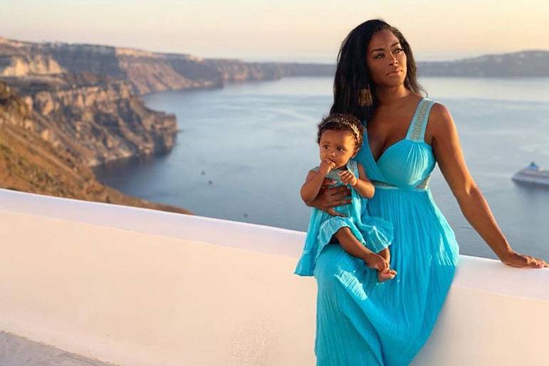 Here's the Real Story of How Kenya Moore Ended up in Greece with the Atlanta Housewives - www.bravotv.com - Atlanta - Kenya - Greece