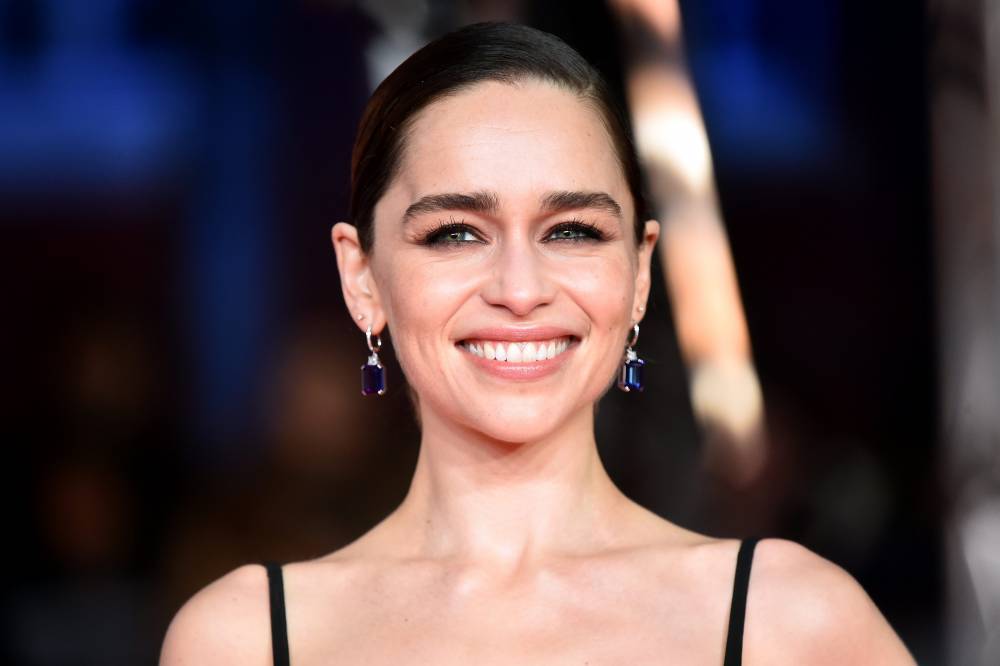 Emilia Clarke Jokes She Is ‘Annoyed’ By Jon Snow’s ‘Game Of Thrones’ Storyline Ending - etcanada.com