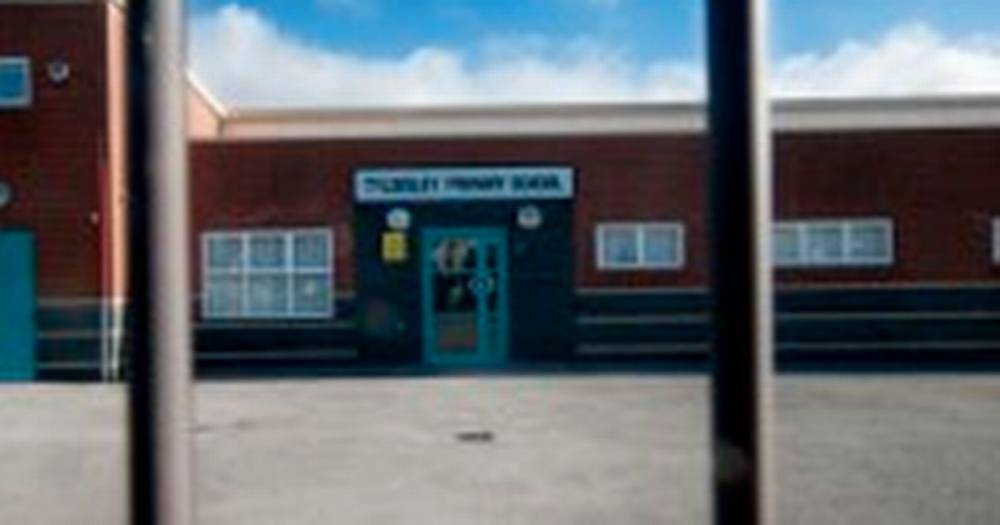 Wigan primary school to close for 'deep clean' after family told to self-isolate due to Covid-19 symptoms - www.manchestereveningnews.co.uk