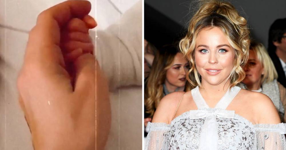 Lydia Bright shares loving new video of daughter Loretta Rose as she displays family-themed tattoo - www.ok.co.uk