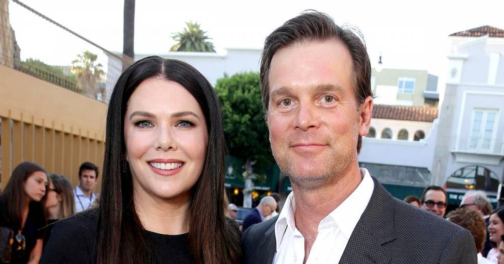 Lauren Graham and Peter Krause: A Timeline of Their Private Romance - www.usmagazine.com - county Caroline