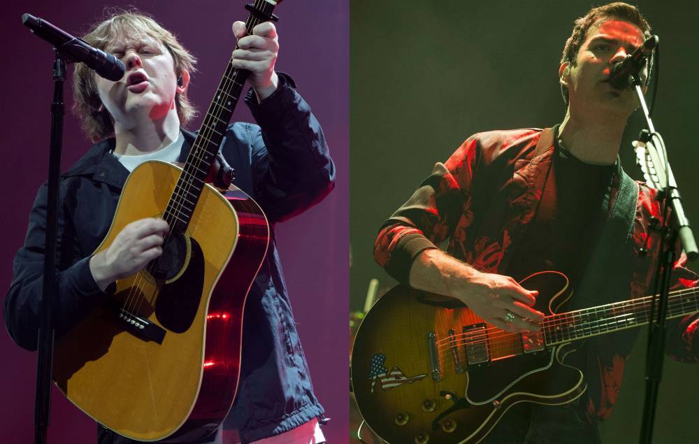 Lewis Capaldi and Stereophonics respond to criticism for playing arena gigs amid coronavirus fears - www.nme.com - Britain