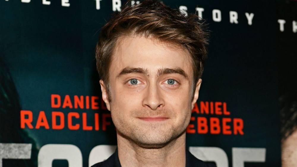 Daniel Radcliffe on Heavy Drinking as a Teen: I Wasn't 'Comfortable' Enough to Remain Sober - www.etonline.com - Britain