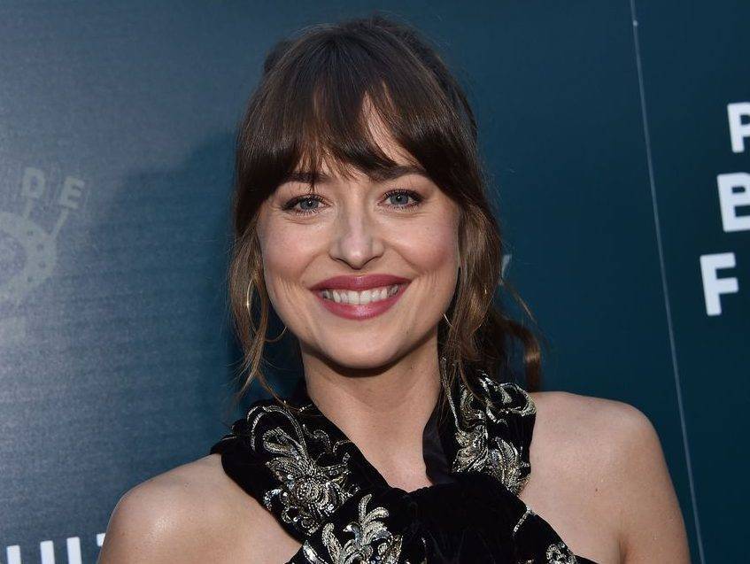 'THEY CAN SHOVE IT': Dakota Johnson at war with neighbours over bamboo plants - torontosun.com - Los Angeles - USA - county Story