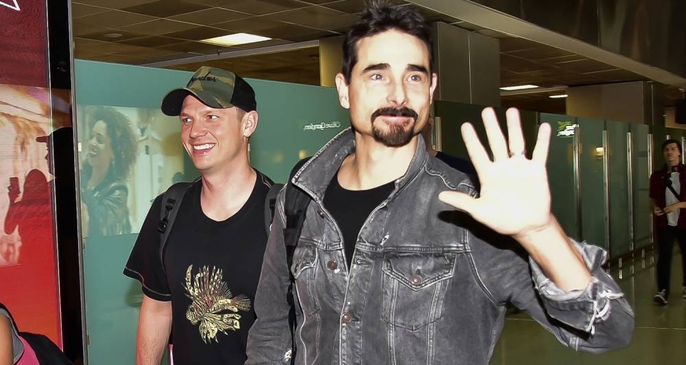 Backstreet Boys Greet Fans at Airport in Brazil After Canceling Concert Due To Coronavirus - www.justjared.com - Brazil - city Sao Paulo