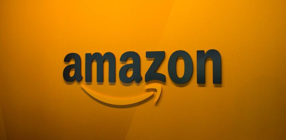 Amazon to Hire 100,000 Workers, Gives Raises to Current Staff Amid Coronavirus Pandemic - www.justjared.com - USA