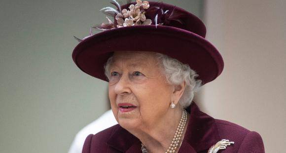 Queen Elizabeth did NOT flee Buckingham Palace amid Coronavirus crisis to support her people? Find Out - www.pinkvilla.com - Britain