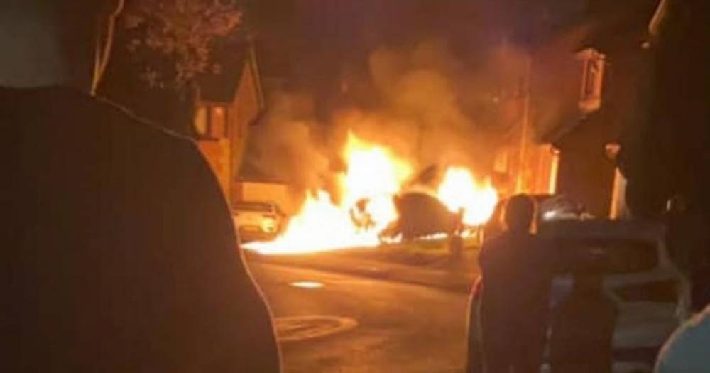 Chilling CCTV footage captures hooded man setting cars on fire in residential street - www.manchestereveningnews.co.uk - county Valley
