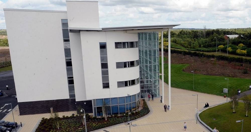 New College Lanarkshire informs students that face-to-face teaching is suspended due to Covid-19 - www.dailyrecord.co.uk - Scotland