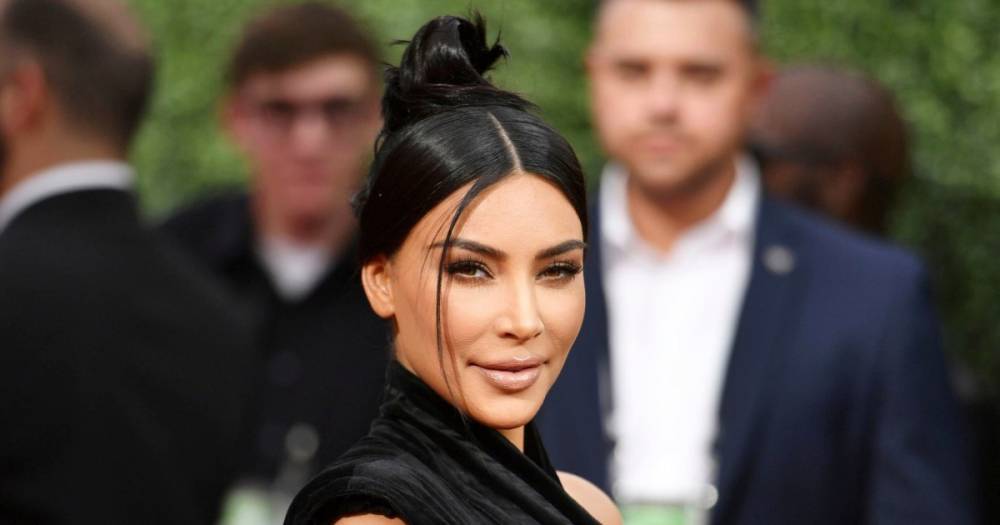 Kim Kardashian Is ‘Confused’ After She Spots a Live Lobster Walking Down Her Street: ‘What Is Happening?!’ - www.usmagazine.com - California