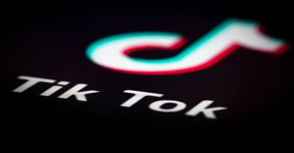 Report: TikTok suppressed videos from users deemed “disabled,” “unattractive,” and “poor” - www.thefader.com - China