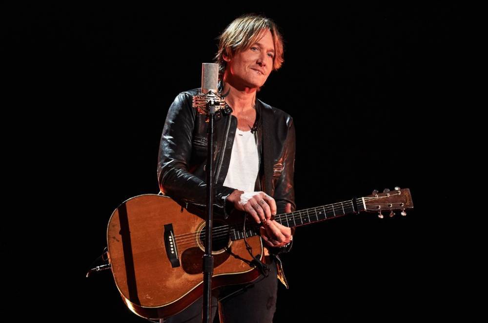 Amid Concert Cancellations, Keith Urban and Hunter Hayes Host Online Concerts For Fans: Watch - www.billboard.com - Nashville