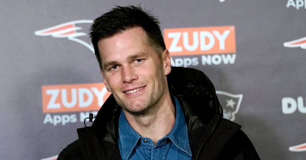 Tom Brady to Sign With Tampa Bay Buccaneers After Announcing New England Patriots Exit: Reports - www.usmagazine.com - county Bay