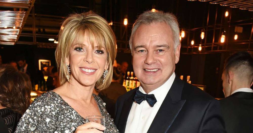 Eamonn Holmes shares funny photo in celebration of wife Ruth Langsford's 60th birthday - www.msn.com