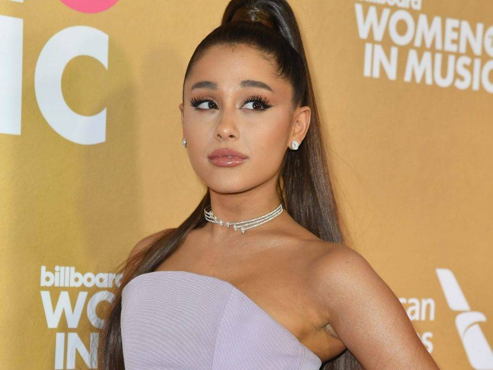 Ariana Grande fan arrested for trespassing after knocking on her front door - torontosun.com - Los Angeles