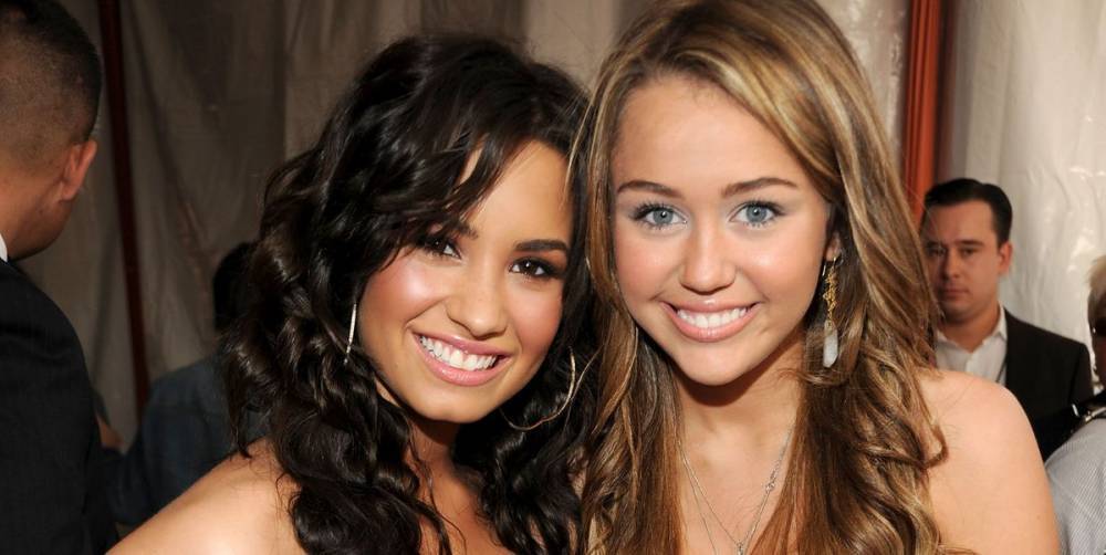 Miley Cyrus Opened Up to Demi Lovato About Not Wearing a Bikini For Two Years After the 2013 VMAs - www.cosmopolitan.com
