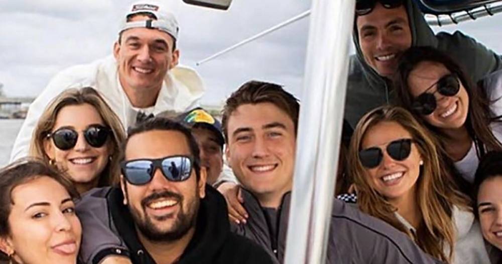 Hannah Brown and Tyler Cameron Pose With Their ‘Quarantine Crew’ in TikTok Profile Picture - www.usmagazine.com - Florida