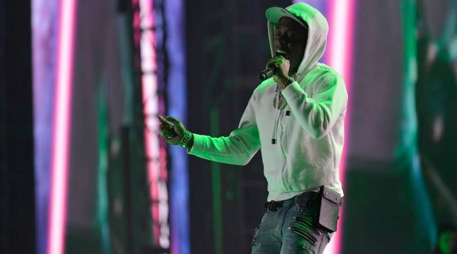 Lil Uzi Vert Recorded “Lo Mein” In The Middle Of A Nerf Gun Fight - genius.com - Pennsylvania - Choir