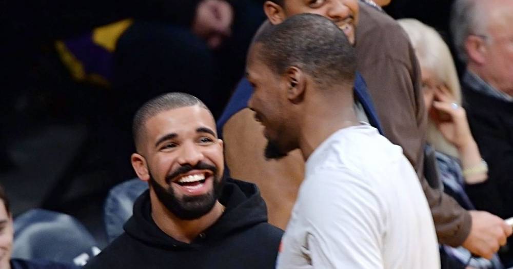 Page VI (Vi) - Kevin Durant - Drake Self-Quarantines After Spending Time With Kevin Durant Before He Tested Positive for the Coronavirus: Report - usmagazine.com
