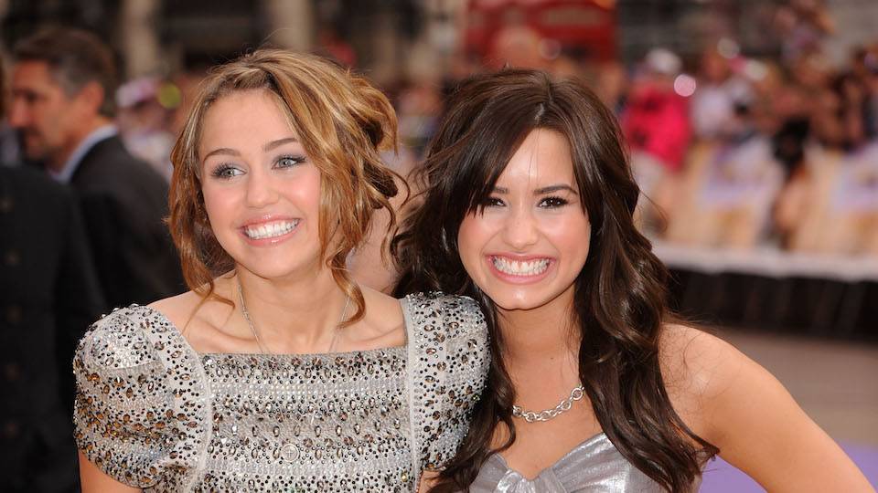 Miley Cyrus Demi Lovato Hinted They Hooked Up During Their Disney Days We Ship It - stylecaster.com