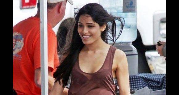 Freida Pinto feels the world ridiculed Indians for speaking so many languages - www.pinkvilla.com - India