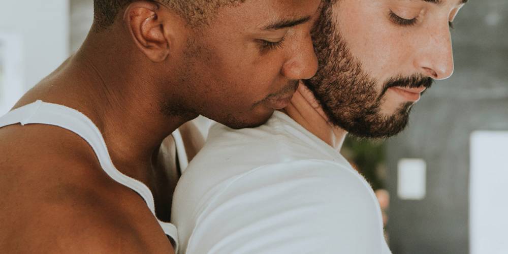 Coronavirus | Queer community urged to limit dating app hookups - www.mambaonline.com - South Africa