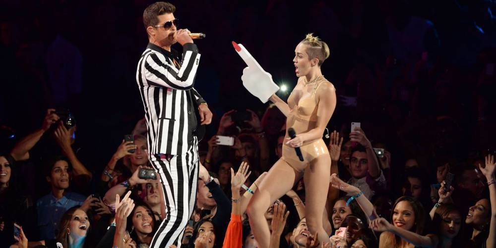 Miley Cyrus Didn't Wear a Bikini "For Like Two Years" After 2013 VMA Performance - www.marieclaire.com