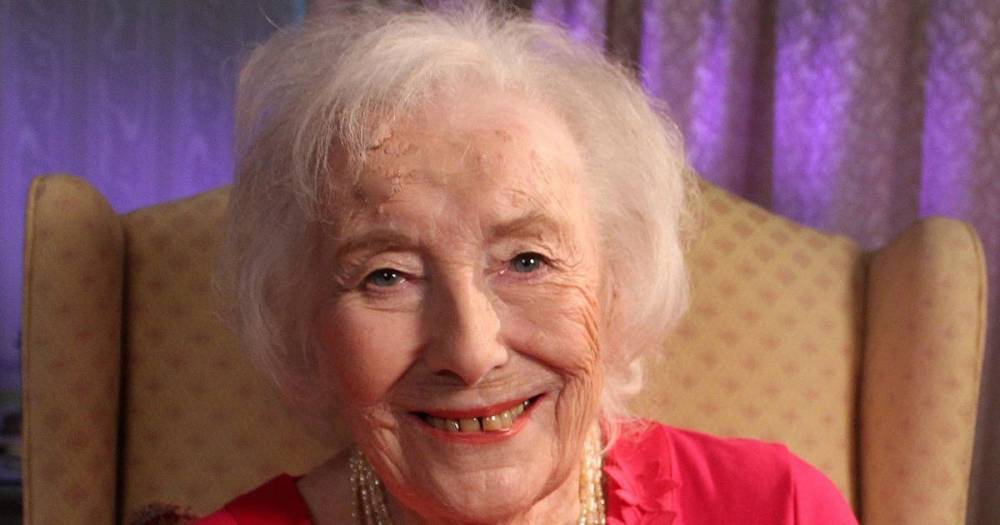 Dame Vera Lynn lifts spirits amid coronavirus outbreak with new video for classic wartime hit - www.dailyrecord.co.uk