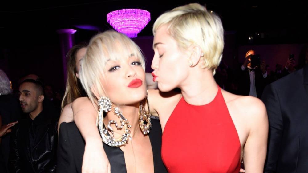 How Miley Cyrus and Rita Ora Are Using Fashion to Help Fight Hunger and Further Spread of Coronavirus - www.etonline.com - Los Angeles