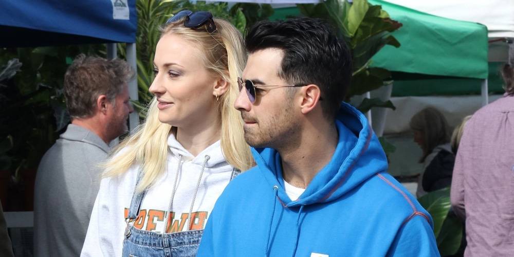 Pregnant Sophie Turner Wears Her Fave Overalls To The Farmer's Market With Joe Jonas - www.justjared.com - Los Angeles