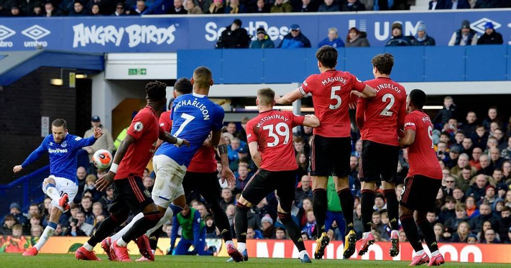 Manchester United get their formation right but key selection wrong vs Everton - www.manchestereveningnews.co.uk - Manchester - Jordan