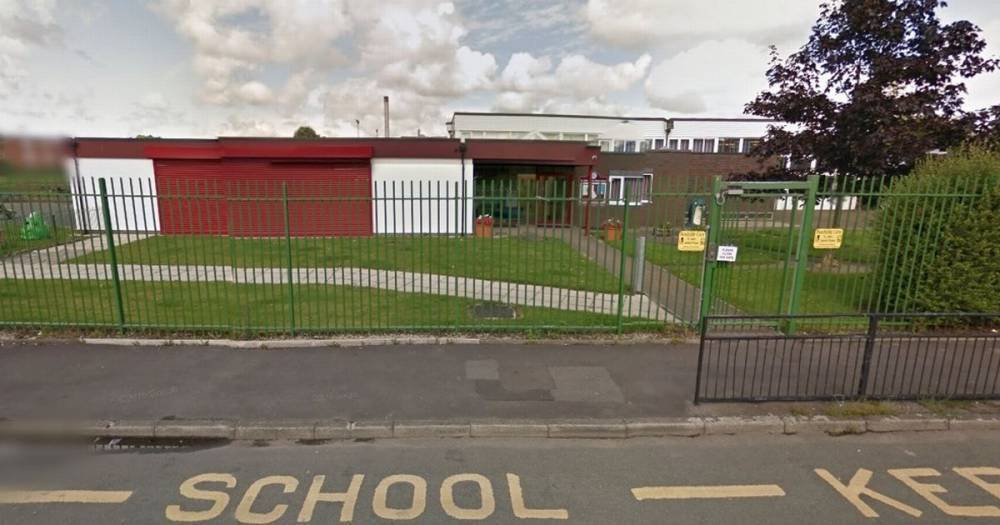 School in Wigan warns parents that a woman knocking on doors to ask for donations is 'not acting' on their behalf - www.manchestereveningnews.co.uk - city Newtown
