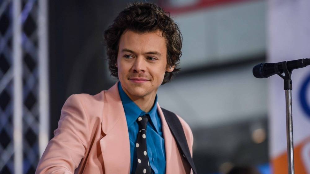 Harry Styles Details Being Robbed at Knifepoint on Valentine's Day - www.etonline.com