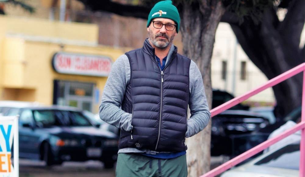 Jon Hamm Catches Some Fresh Air During a Solo Stroll - www.justjared.com - Los Angeles