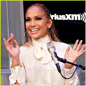 Jennifer Lopez's Home Gets Compared to 'Parasite' House in Hilarious Viral Tweet - www.justjared.com - Los Angeles