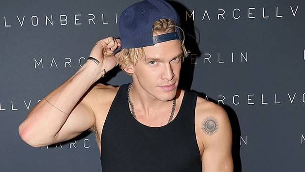 Cody Simpson Does The Worm During Day 6 Of Self-Isolation: ‘I’m Starting To Crack’ - hollywoodlife.com