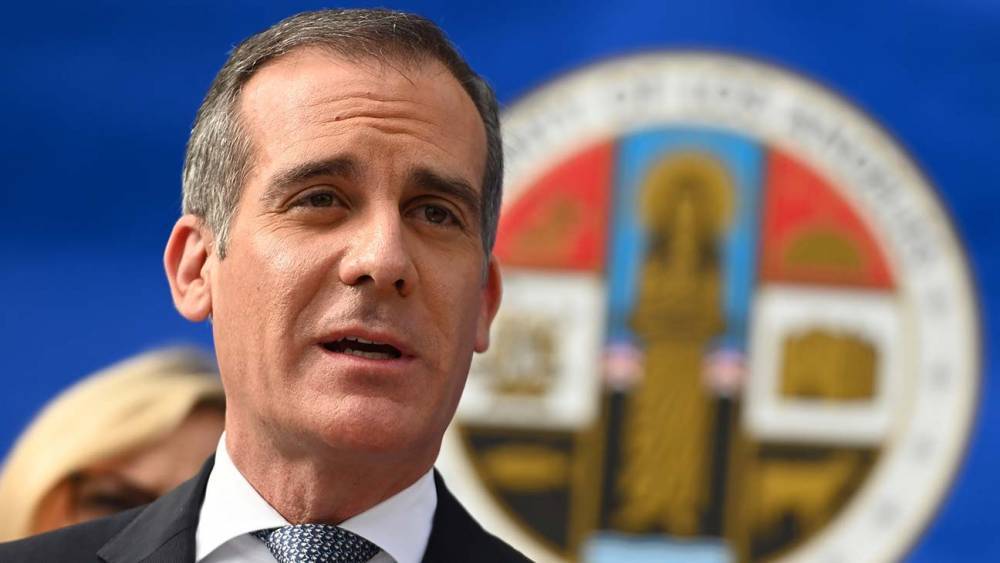 L.A. Mayor Eric Garcetti Issues "Safer at Home" Order for Residents - www.hollywoodreporter.com - Los Angeles - Los Angeles