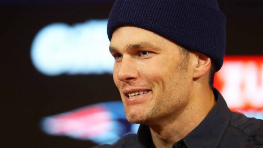 Tom Brady Signs With Tampa Bay Buccaneers After Leaving New England Patriots - www.etonline.com - county Bay