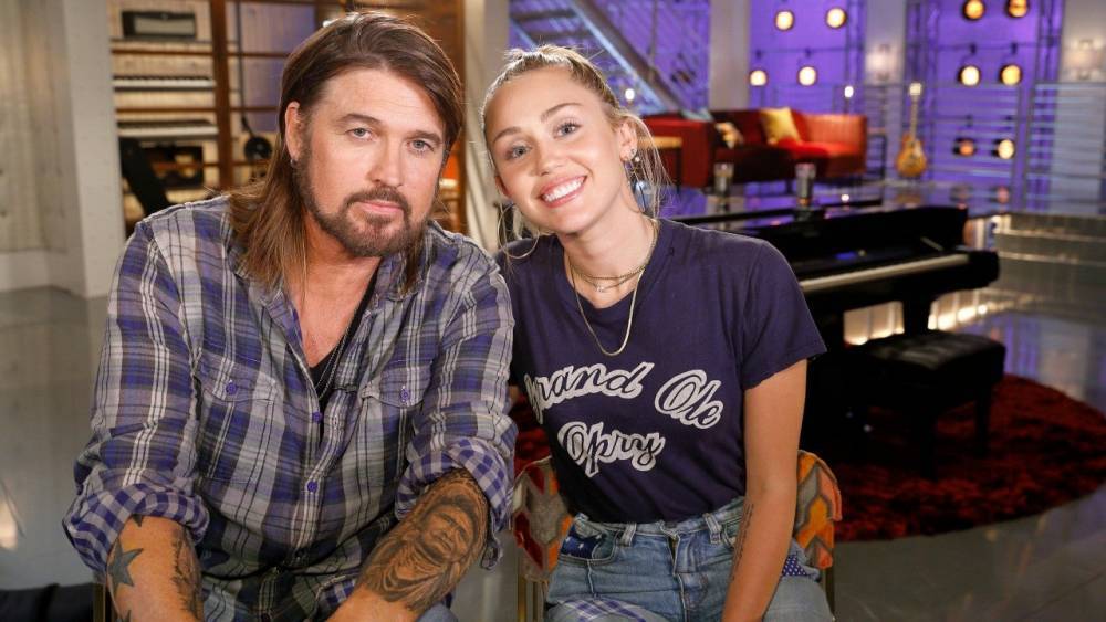 Miley Cyrus Says Dad Billy Ray Finally Got an iPhone -- But Doesn't Know How to Use It! - www.etonline.com