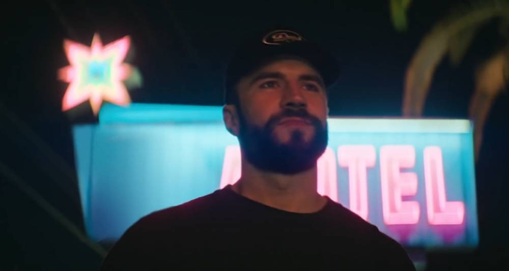 Sam Hunt Releases 'Hard To Forget' Music Video Ahead of 'Southside' Release - Watch! - www.justjared.com