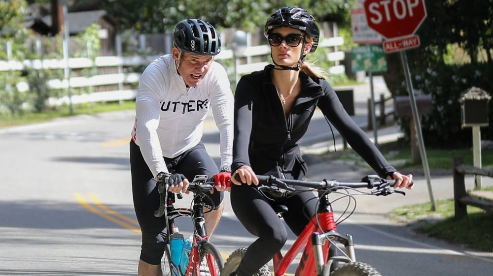 Dennis Quaid Goes for Early Morning Bike Ride with Fiancee Laura Savoie - www.justjared.com - California - county Pacific