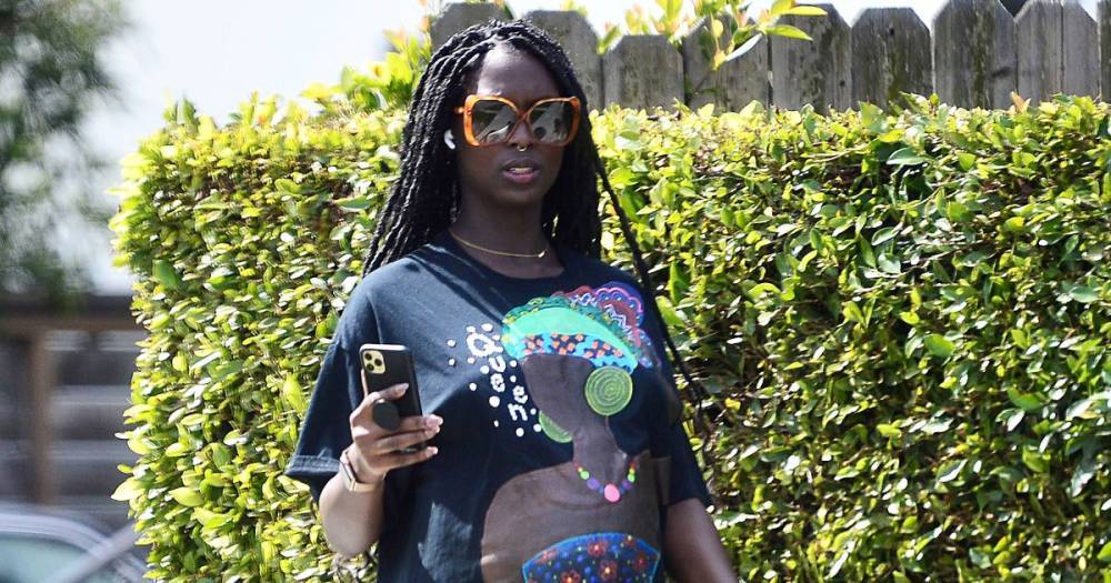 Pregnant Jodie Turner-Smith Walks Dogs 2 Weeks Ahead of Due Date: Baby Bump Pics - www.usmagazine.com - Britain - Los Angeles