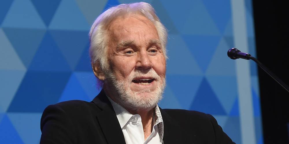 Country Superstar Kenny Rogers Dies at 81 - www.justjared.com