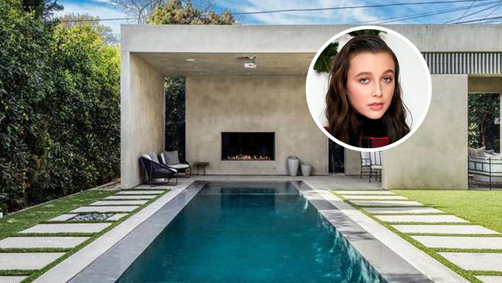 YouTuber Emma Chamberlain Buys Snazzy Modern Home - variety.com