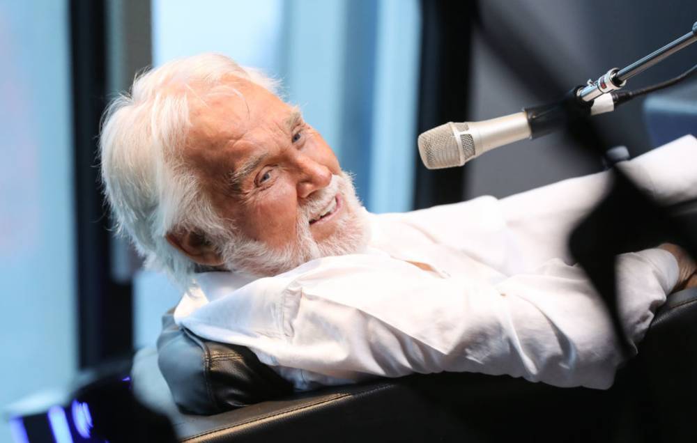 Emily Eavis, Keith Urban, Bryan Adams and Dolly Parton lead Kenny Rogers tributes - www.nme.com - county Bryan