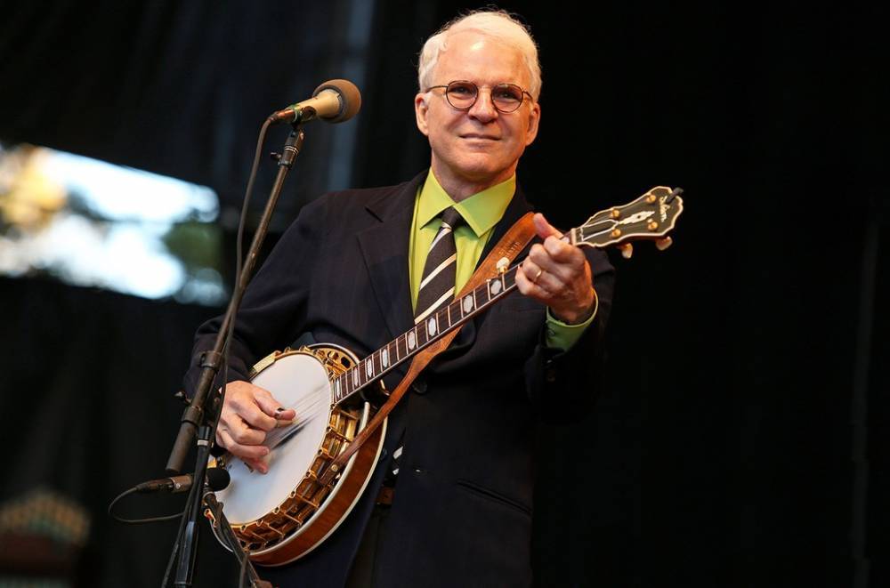 Steve Martin Provides the Soothing 'Banjo Balm' You Didn't Know You Needed: Watch - www.billboard.com - USA