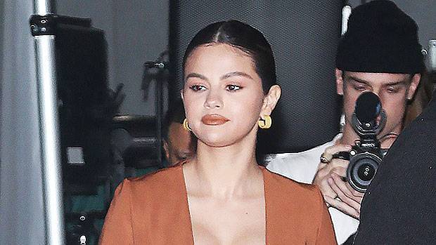 Selena Gomez Demonstrates Correct Way To Wash Hands In Safe Hands Challenge — Watch - hollywoodlife.com - county Hand